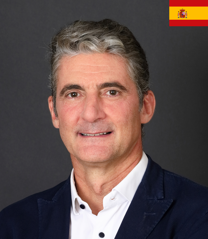 Dr. Arturo Vela-Hernandez